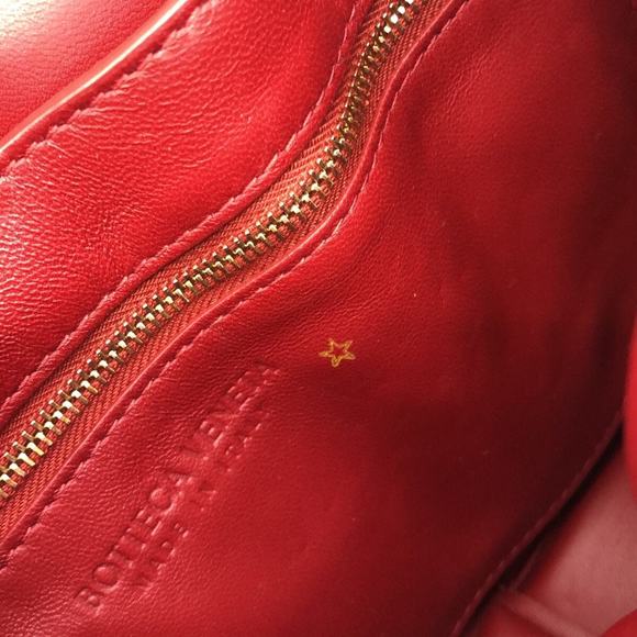 BOTTEGA VENETA Cassette Shoulder Bag - Picture 8 of 13